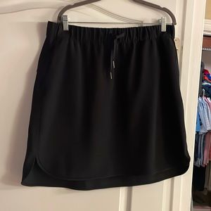 Lululemon black skirt